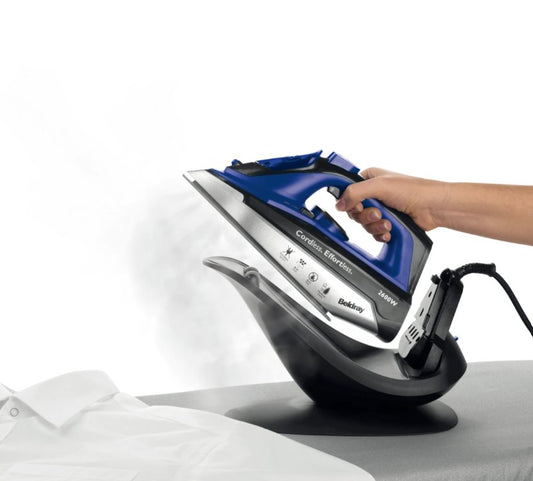 Zambeel Compact 2600W Steam Iron – Lightweight Portable Design