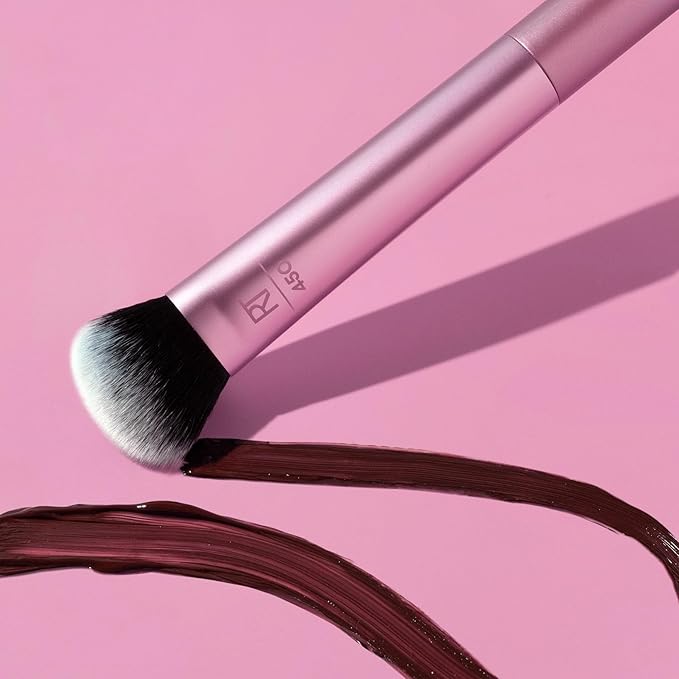 Real Techniques Professional Sculpting Brush – Angled Synthetic Bristles