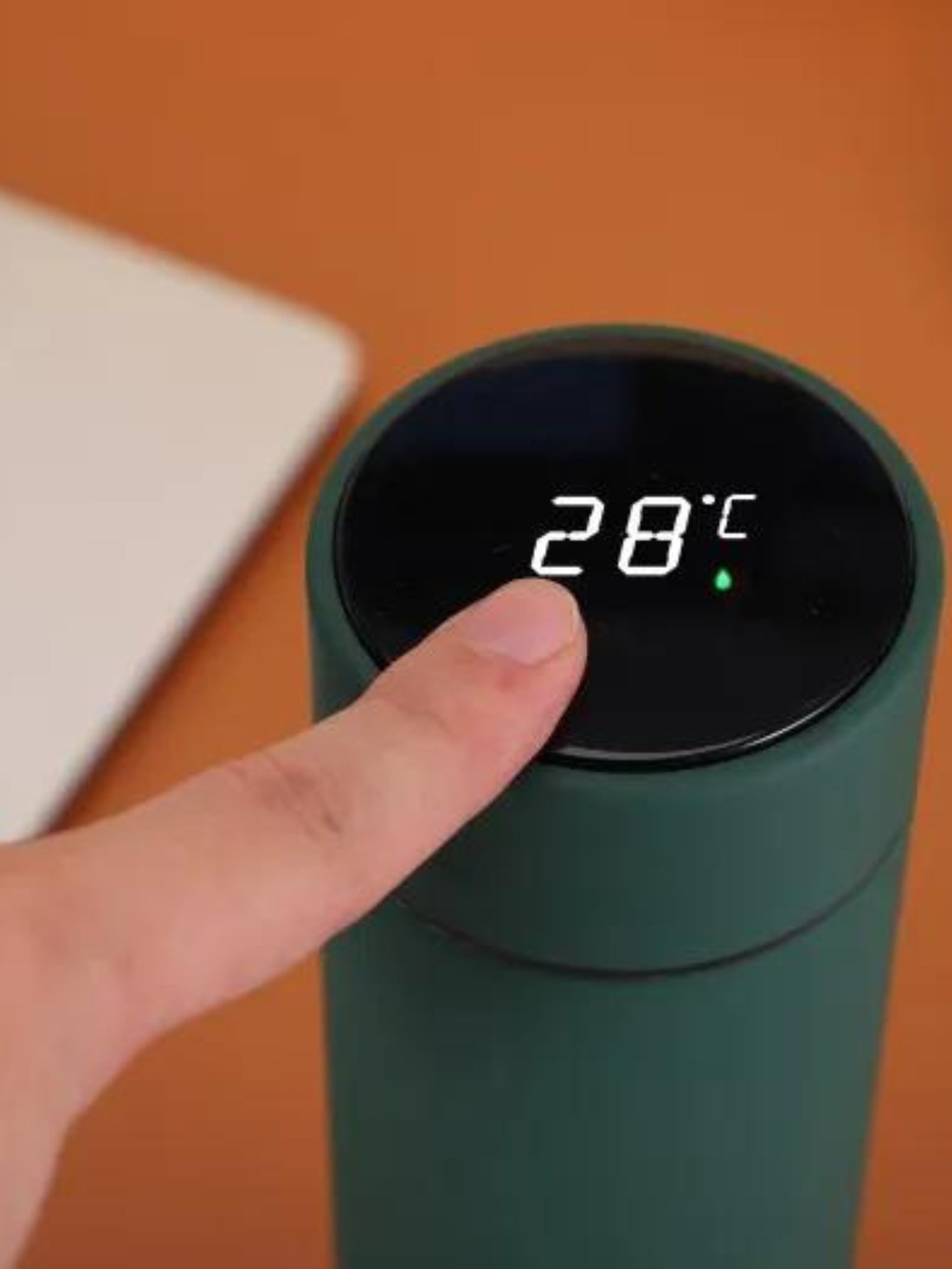 Smart Cup with LED Display – 500ml Stainless Steel Temperature Bottle
